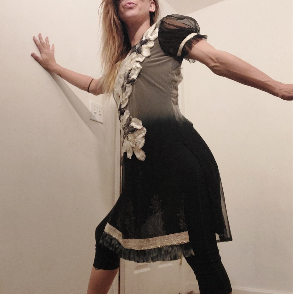 Vintage 90's Y2K embroidered sparkle feather midi dress ~ tunic - Picture 4 of 16